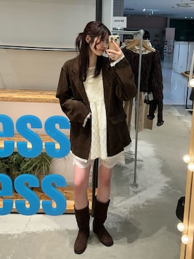 「アイテム（チョーカー）」を使った、Kastane officialさん（レディース・163cm）の秋コーディネート