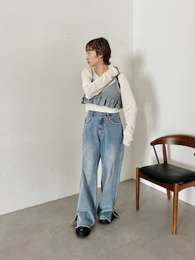 Kastane officialさんの「【初夏まで着れる】BACK開きチュールTEE」を使ったコーディネート
