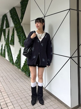 「Kastane（カスタネ）の【10.3(土)12:00発売】フラワージャガードZIPニット（ニット/セーター、ブルー系）」を使った、Kastane officialさん（レディース・161cm）の秋コーディネート