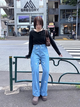 「Kastane（カスタネ）の【8.23(日)0:00発売/WEB限定】スタッズデザイントップス（Tシャツ/カットソー、ブラック系）」を使った、Kastane officialさん（レディース・152cm）の夏コーディネート