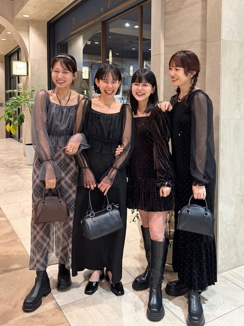 結婚式/オケージョン】ベロアスタッズミニワンピース（ワンピース