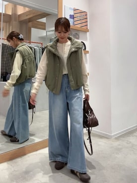 「アイテム（ダウンベスト）」を使った、Kastane officialさん（レディース・156cm）の秋コーディネート