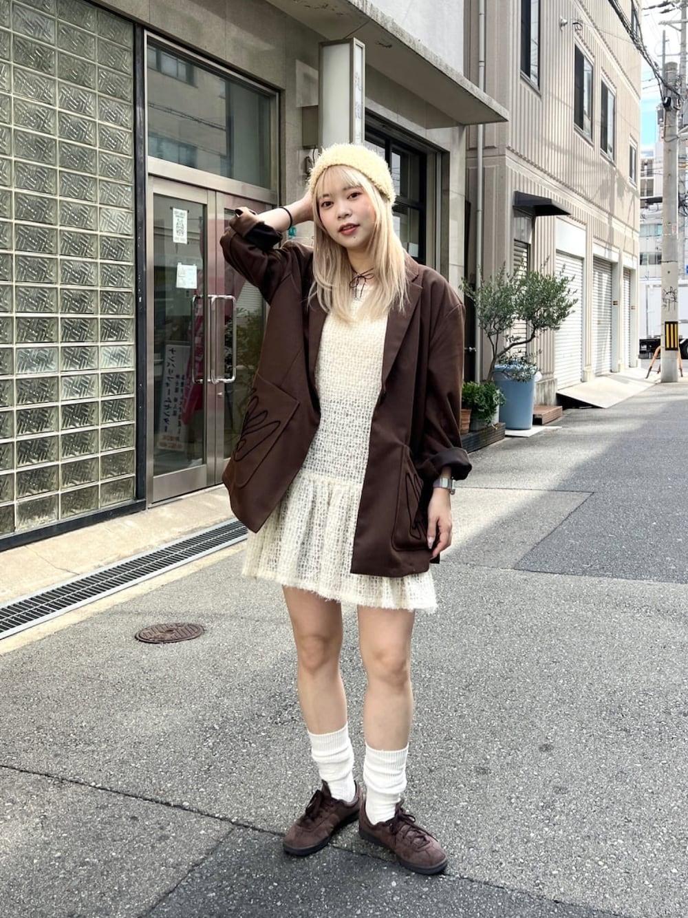 【セットアップ対応/裏地なし】フレンチツイル刺繍ジャケット Kastane（カスタネ）の「【セットアップ対応/裏地なし】フレンチ