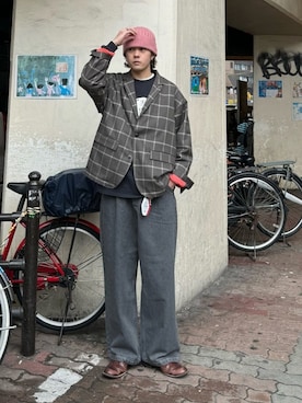 「WHIMSIC（ウィムジック）のアイテム」を使った、Kastane officialさん（メンズ・180cm）の春コーディネート