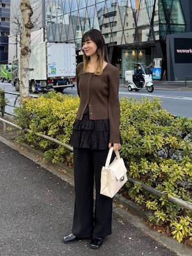 「Kastane（カスタネ）のワッシャーティアードミニスカート（スカート）」を使った、Kastane officialさん（レディース・155cm）の冬コーディネート