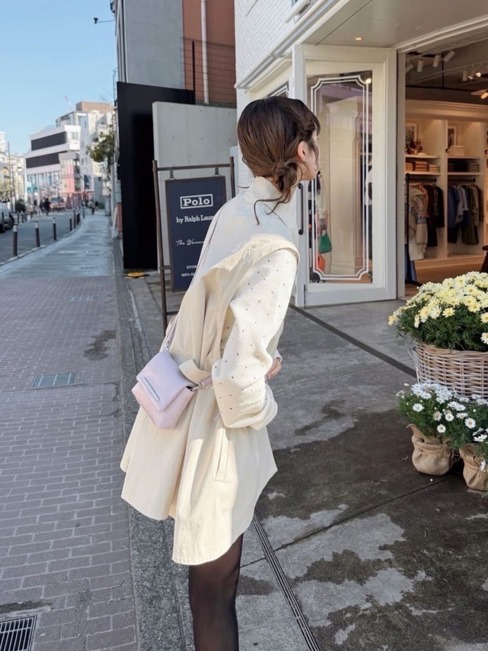 マルチウェイ】レース付きフレアトレンチコートを使った人気