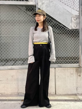 「Kastane（カスタネ）の【8.23(日)0:00発売/WEB限定】スタッズデザイントップス（Tシャツ/カットソー、グレー系）」を使った、Kastane officialさん（レディース・152cm）の夏コーディネート