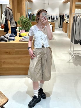 「Kastane（カスタネ）の【花柄&無地】ピコポコTEE（Tシャツ/カットソー、ホワイト系）」を使った、Kastane officialさん（レディース・149cm）の夏コーディネート