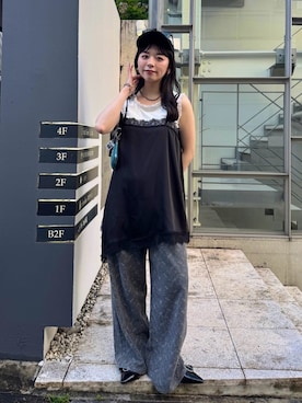 「Kastane（カスタネ）のレースサテンキャミ（キャミソール、ブラック系）」を使った、Kastane officialさん（レディース・160cm）の春コーディネート