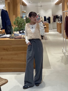 「アイテム（スラックス）」を使った、Kastane officialさん（レディース・155cm）の秋コーディネート