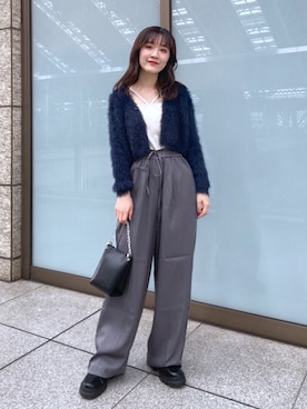 「フェザー」｜「アイテム（キャミソール）」を使った、Rinaさん（レディース・156cm）の秋コーディネート