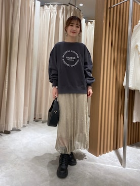 「FREE'S MART（フリーズマート）のアイテム（スウェット）」を使った、Rinaさん（レディース・156cm）の秋コーディネート