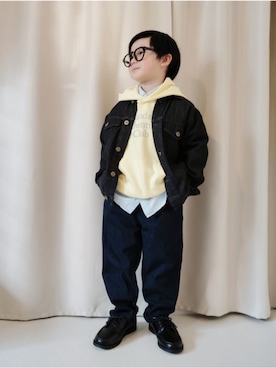 「UNIQLO（ユニクロ）のcolor:09BLACK（サングラス、ブラック系）」を使った、REIさん（キッズ・110cm）の春コーディネート