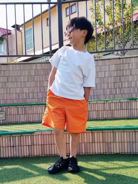 「UNIQLO（ユニクロ）のsize:130  color:00WHITE（Tシャツ/カットソー、ホワイト系）」を使った、REIさん（キッズ・80cm）の夏コーディネート