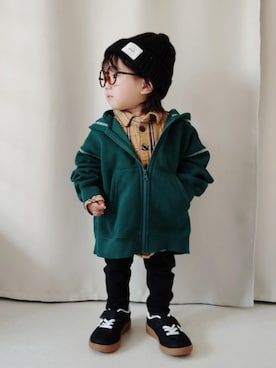 「アイテム（メガネ）」を使った、REIさん（キッズ・70cm）の秋コーディネート