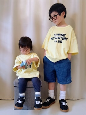 「UNIQLO（ユニクロ）のcolor:37BROWN（サングラス、ブラウン系）」を使った、REIさん（キッズ・110cm）の夏コーディネート