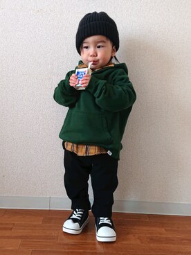 「アイテム（パーカー）」を使った、REIさん（キッズ・80cm）の冬コーディネート