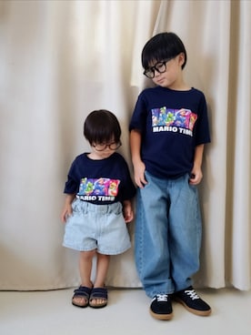 「UNIQLO（ユニクロ）のcolor:09BLACK（サングラス、ブラック系）」を使った、REIさん（キッズ・110cm）の秋コーディネート