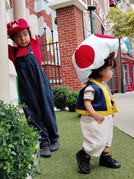 「アイテム（オールインワン・サロペット、ホワイト系）」を使った、REIさん（キッズ・110cm）の秋コーディネート