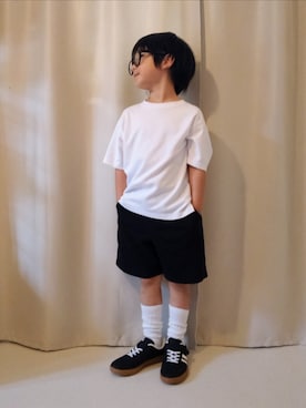 「UNIQLO（ユニクロ）のcolor:09BLACK（サングラス、ブラック系）」を使った、REIさん（キッズ・80cm）の夏コーディネート