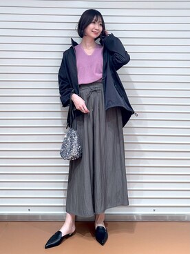 「着痩せ」｜「アイテム（マウンテンパーカー）」を使った、nami(Elura/ヤエチカ）さん（レディース・169cm）の冬コーディネート
