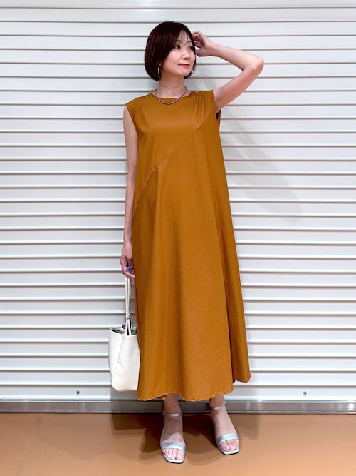 Elura ワンピース 落ち感ノースリーブワンピース/127442