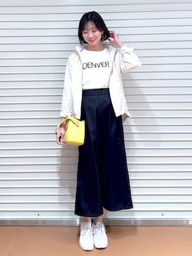 「着痩せ」｜「アイテム（マウンテンパーカー）」を使った、nami(Elura/ヤエチカ）さん（レディース・169cm）の春コーディネート