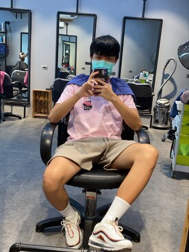 「FOG ESSENTIALS（エフオージーエッセンシャルズ）のアイテム（カーゴパンツ）」を使った、林展毅さん（メンズ・168cm）の夏コーディネート