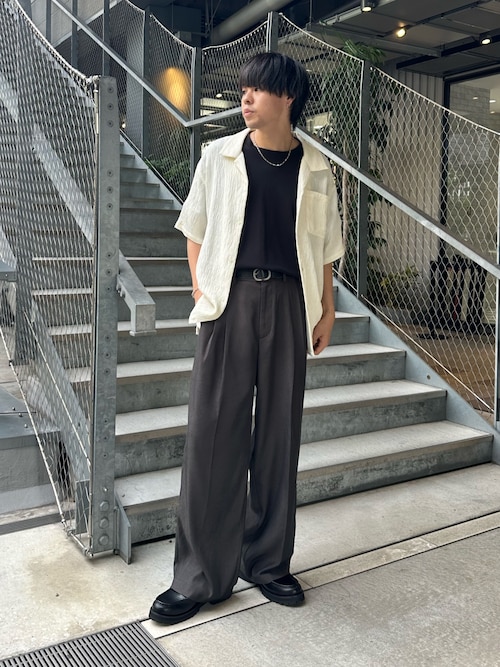 WEB限定 / 2タックワイドストレートスラックスパンツ