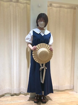 「カンカン帽」｜「アイテム（ジャンパースカート）」を使った、きしもとさん（レディース・155cm）の春コーディネート