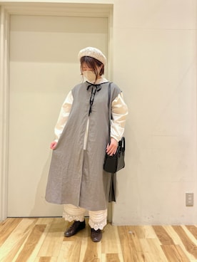 「レースブラウス」｜「アイテム（ハンチング/ベレー帽）」を使った、きしもとさん（レディース・155cm）の春コーディネート