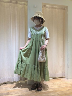 「メロートップス」｜「アイテム（ワンピース/ドレス）」を使った、きしもとさん（レディース・155cm）の春コーディネート