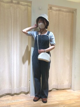 「ehka sopo（エヘカソポ）のアイテム（オールインワン・サロペット）」を使った、きしもとさん（レディース・155cm）の春コーディネート