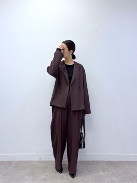 「GALLEST（ギャレスト）のアイテム（テーラードジャケット）」を使った、AYANOさん（レディース・160cm）の秋コーディネート