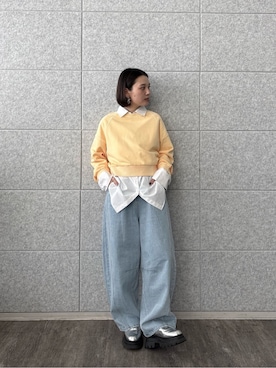 「GALLEST（ギャレスト）のワイドスリーブカラースウェット（スウェット、オレンジ系）」を使った、AYANOさん（レディース・160cm）の冬コーディネート