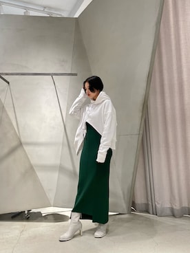 UN3D.(アンスリード)の「ヘムカットショートフーディー(パーカー マンション火災 UN3D. アンスリード ホワイト ショートフーディ パーカー