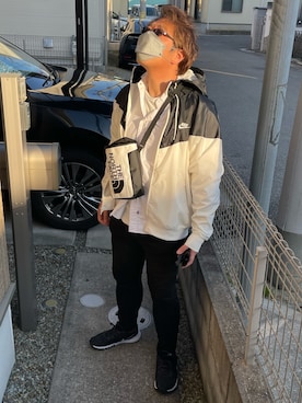 「NIKE（ナイキ）のアイテム（ジャケット/アウター）」を使った、yukky19811214さん（メンズ・175cm）の春コーディネート