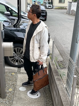 「アイテム（マウンテンパーカー）」を使った、yukky19811214さん（メンズ・175cm・40代）の秋コーディネート