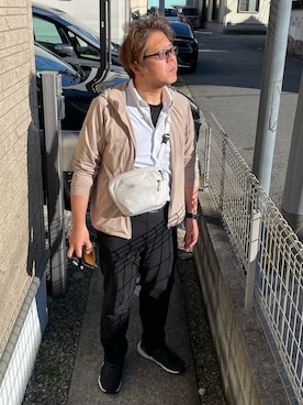 「UNIQLO（ユニクロ）のアイテム（スラックス、ブラック系）」を使った、yukky19811214さん（メンズ・175cm）の夏コーディネート