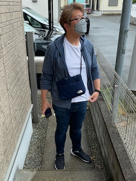 「UNIQLO（ユニクロ）のアイテム（パーカー、ブルー系）」を使った、yukky19811214さん（メンズ・175cm）の春コーディネート
