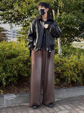 「アイテム（スウェットパンツ）」を使った、t.koya_wearさん（メンズ・181cm）の冬コーディネート