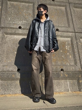 「アイテム（タンクトップ）」を使った、t.koya1さん（メンズ・181cm）の秋コーディネート