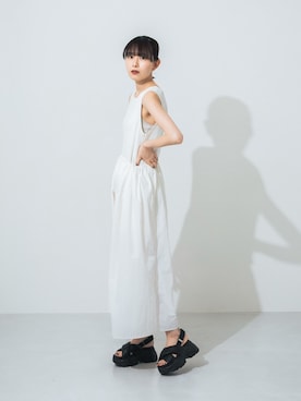 「EVOL(EVOL)」｜「アイテム（サンダル）」を使った、 rinaさん（レディース・166cm）の春コーディネート