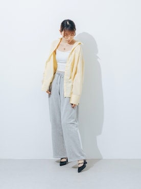 「EVOL（イーボル）の【柔らかい・クッション入り】2WAY取り外しベルトバックストラップパンプス JA5995（パンプス、ブラック系）」を使った、 rinaさん（レディース・166cm）の春コーディネート