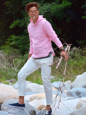 「アイテム（パーカー）」を使った、ELVISさん（メンズ・176cm）の夏コーディネート
