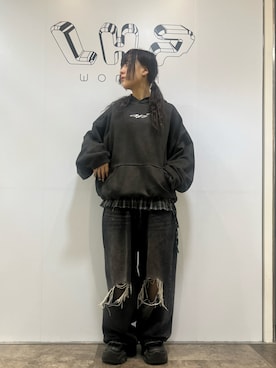 「WHITELAND（ホワイトランド）のアイテム（パンツ）」を使った、misakiさん（レディース・161cm）の秋コーディネート