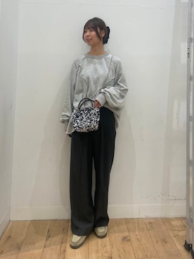 「SENSE OF PLACE by URBAN RESEARCH（センスオブプレイスバイアーバンリサーチ）のヴィンテージルーズスウェット（Tシャツ/カットソー）」を使った、みあさん（レディース・160cm）の冬コーディネート