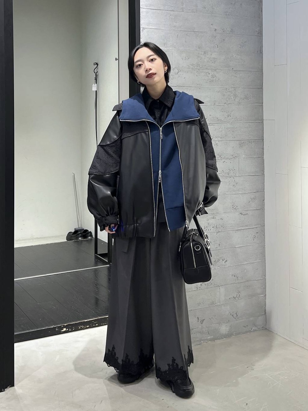 ダンボールビッグパーカー(HARE)を使った人気ファッション