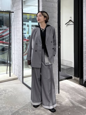 「HARE（ハレ）のアイテム（スラックス）」を使った、オガちゃんさん（レディース・154cm）の秋コーディネート