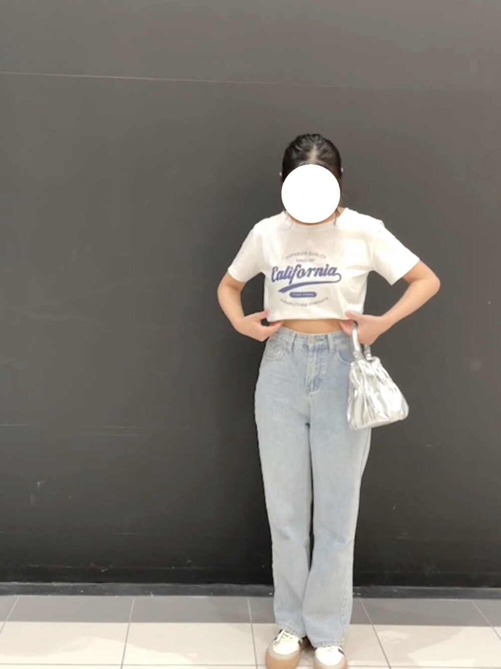 「骨格ウェーブ、プチプラ、初夏コーデ、フォロー、イイネ、お気に入り登録お願いします♡」｜「SHEINのアイテム（スニーカー、ホワイト系）」を使った、半額しょくぱんさん（レディース・161cm）の春コーディネートの1枚目の写真